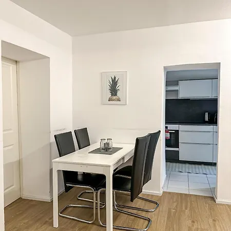 Design Stadthaus Mit Privatem Zugang * هالين